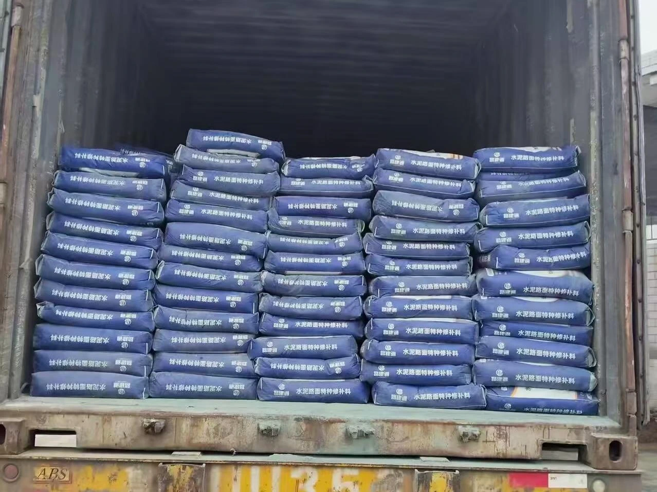 Blue Concrete Pavement Repair Material Exported to Guinea
